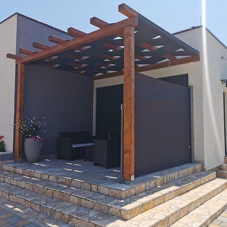 Yellow Dream Murvica  Exterior foto